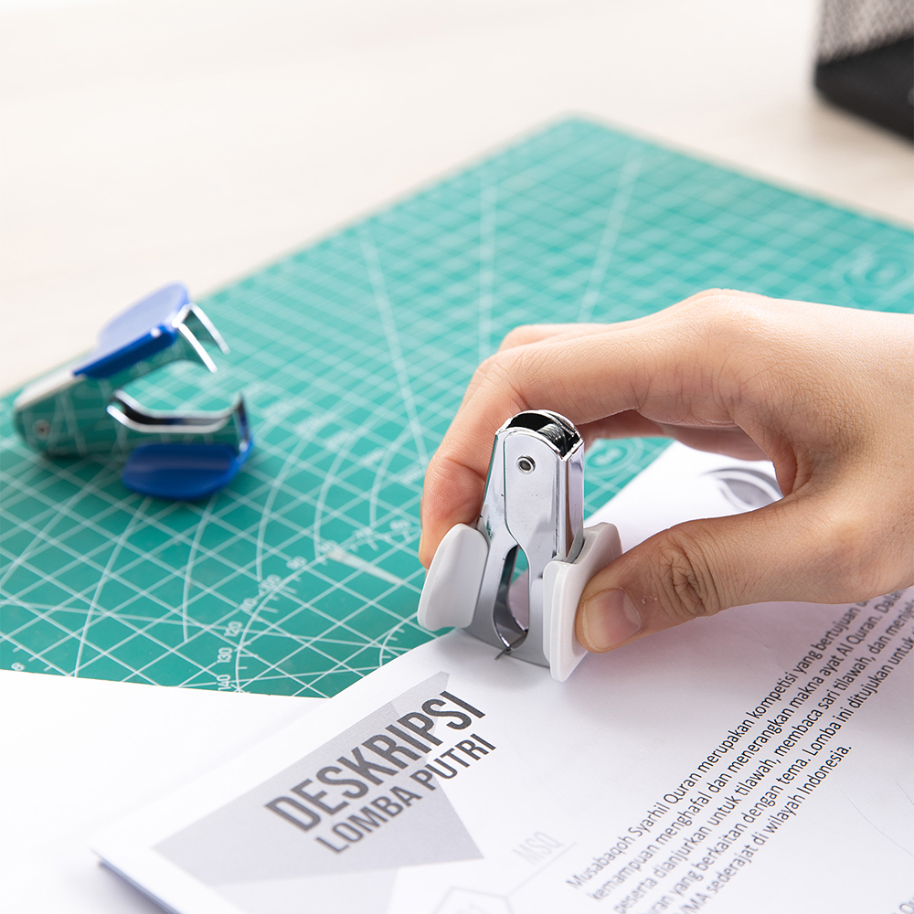 deli E0231-Staples Remover 25 Sheets - Image 2
