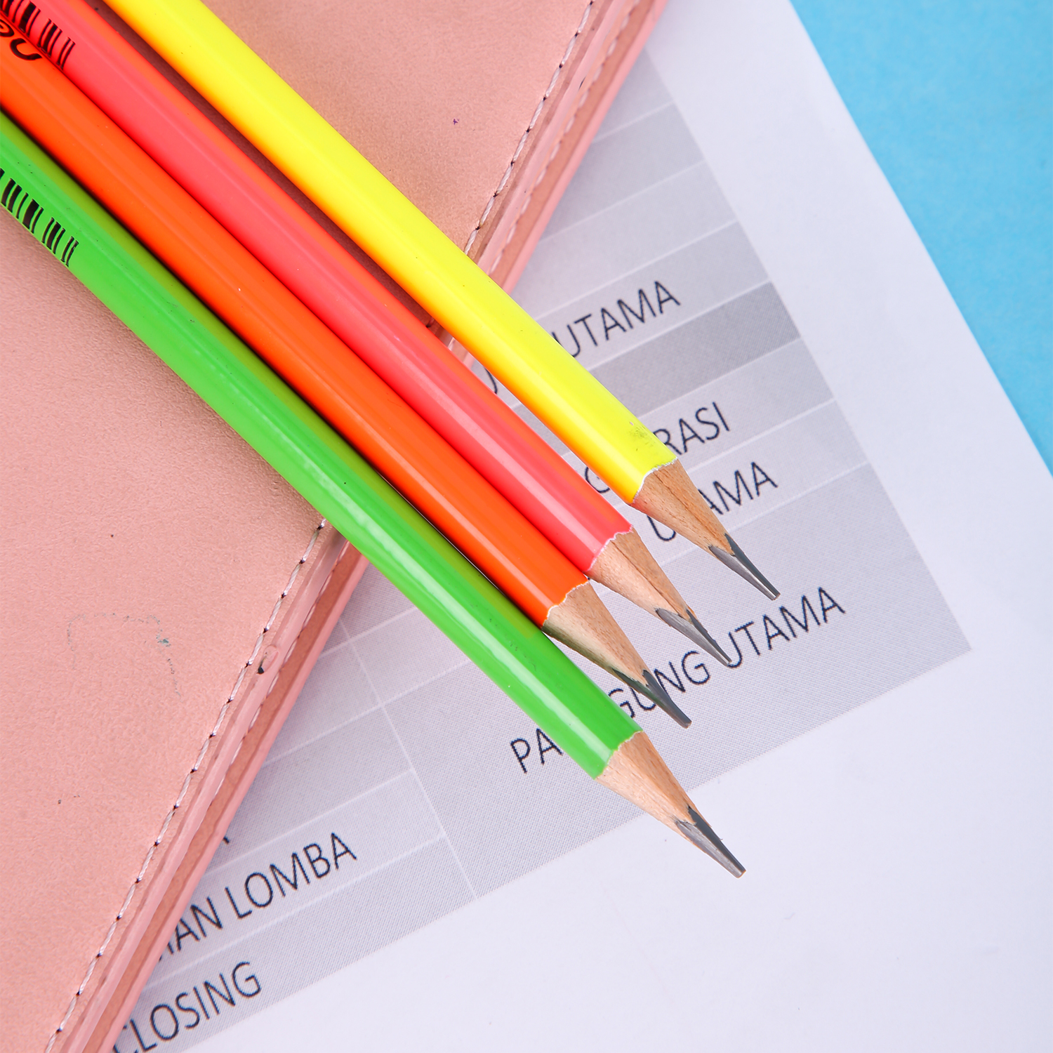 deli EU51806 Graphite Pencil, 2B, Assorted Colors - Image 2