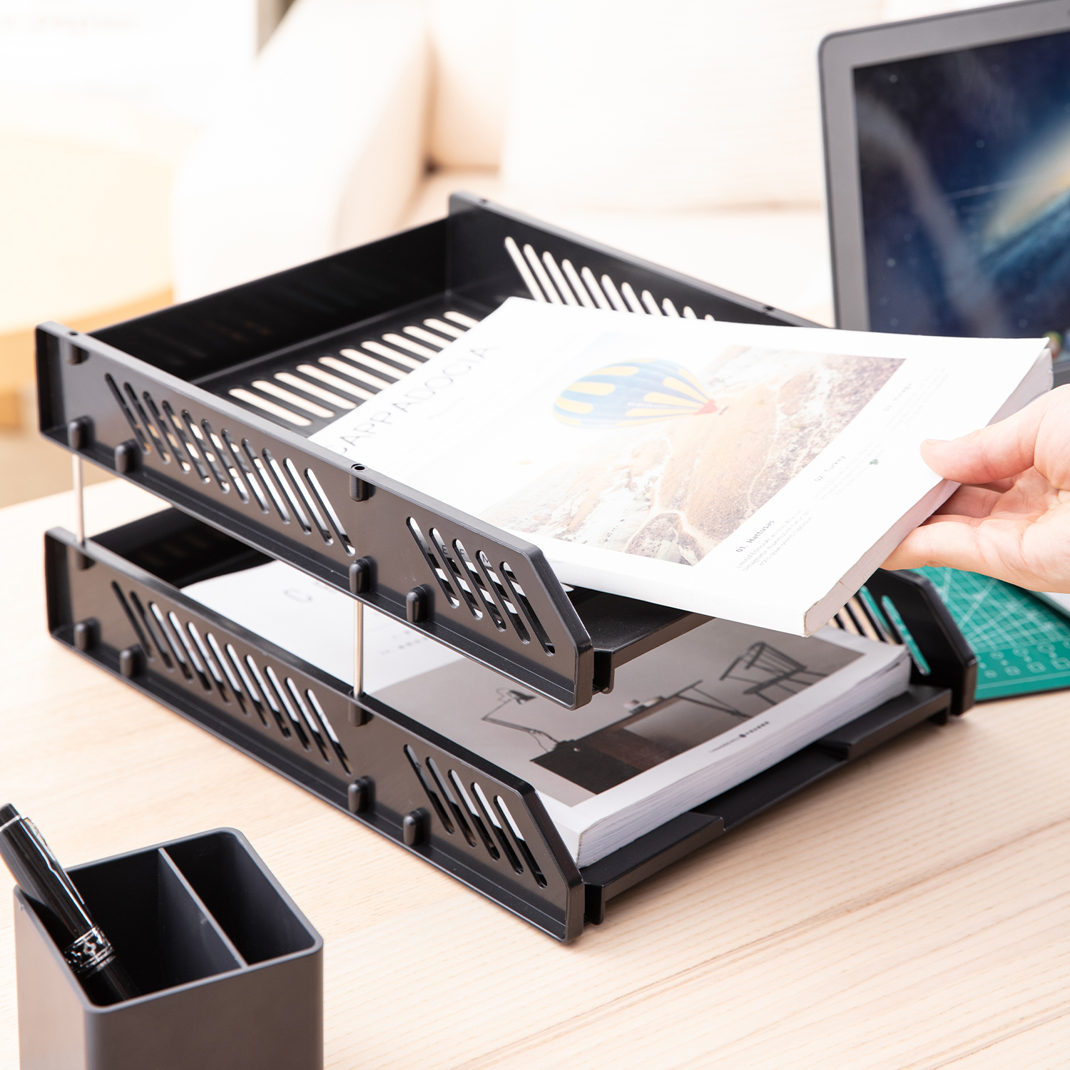 deli E9208 File Tray, 268×336×65mm, Black - Image 4