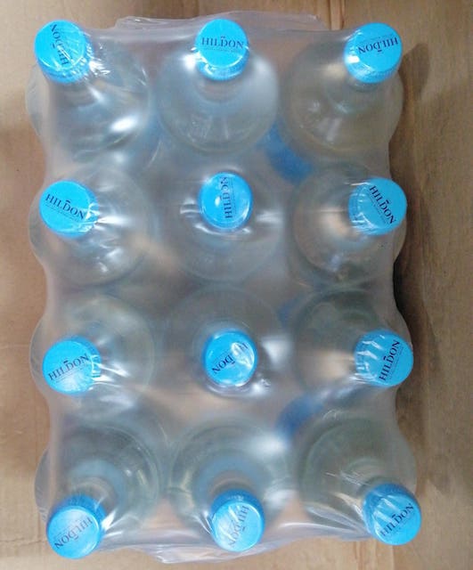 Hildon Natural Still Water 750 ml x 12 glass bottles - Image 2