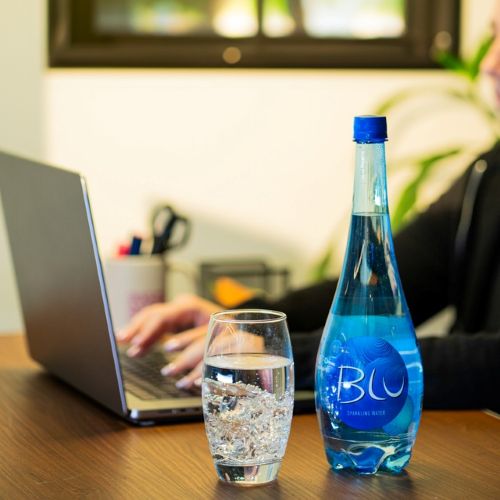 Oasis Blu Sparkling Water 1L x 6 bottles - Image 3